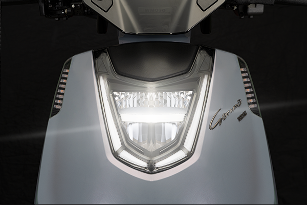 AUTOMATIC GRADE FULL LED HEADLIGHT-GEMMA 125